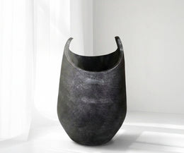 Obsidian Crescent Planter